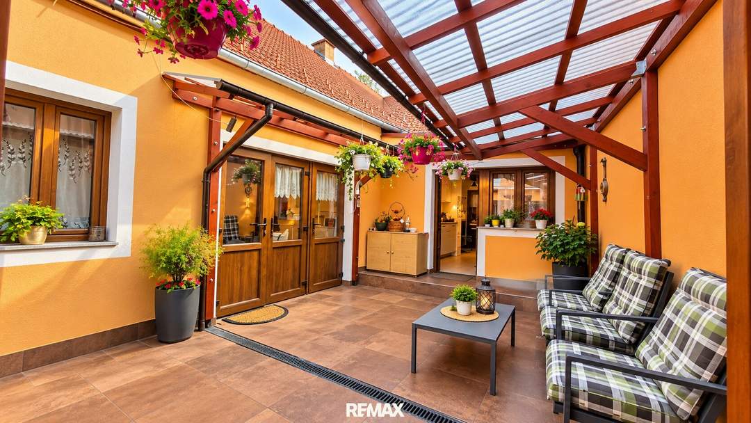 FAMILIENPARADIES IN THALLERN!