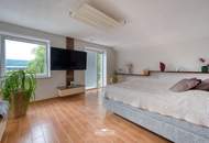 Viel Platz in beliebter Wohngegend, der Attersee nicht weit und riesiger Traumgarten!