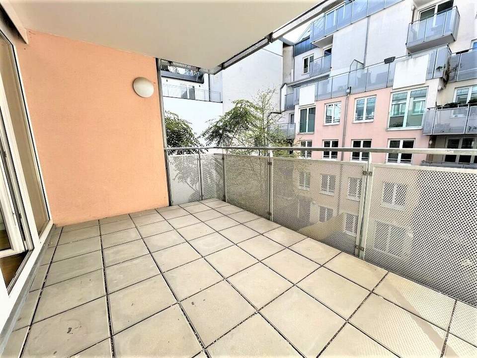 TOPGEPFLEGTE 51 m2 NEUBAU MIT 10 m2 LOGGIA, Wohnküche, 1 Zimmer, Wannenbad, Parketten, 2. Liftstock, Hofruhelage, Seidengasse