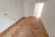 Revitalisiertes Altbaujuwel – alles, was das Herz begehrt! 3-Zimmer-Wohnung mit Klimaanlage, Terrasse, Luftwärmepumpe &amp; edler Ausstattung mit Fischgrätparkett – überzeugen Sie sich selbst