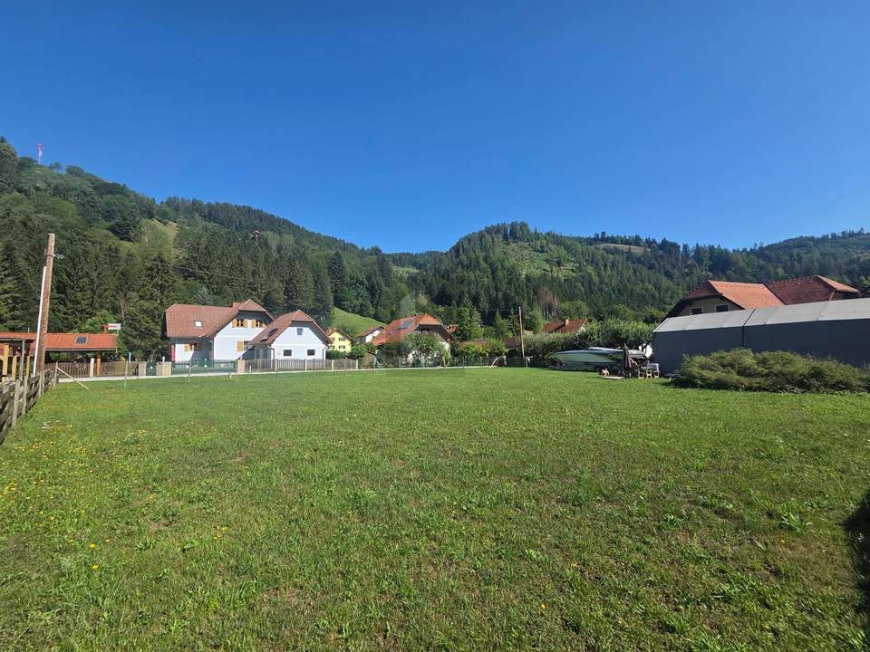 LETZTE GELEGENHEIT, VOLL ERSCHLOSSENES BAUGRUNDSTÜCK MIT 1.266 M²