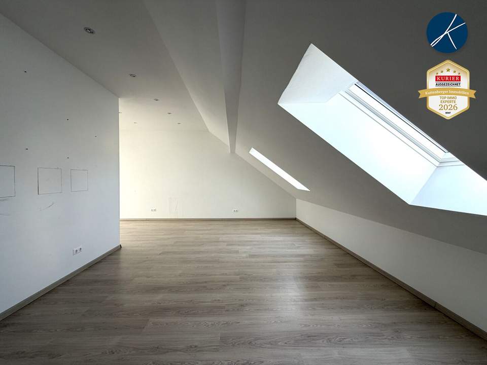 Großzügige DG-Wohnung Nähe Josefskirche