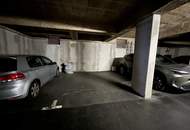 3 Zimmer mit Balkon inklusive Tiefgaragen-Stellplatz, Hoflage!
