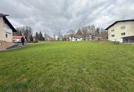 Sonnige Aussichten: Baugrundstück in guter Lage