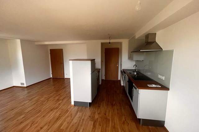 Geräumige 3-Zimmer-Wohnung mit Balkon &amp; Terrasse – ab Juni verfügbar!, Wohnung-miete, 1.210,00,€, 6116 Schwaz