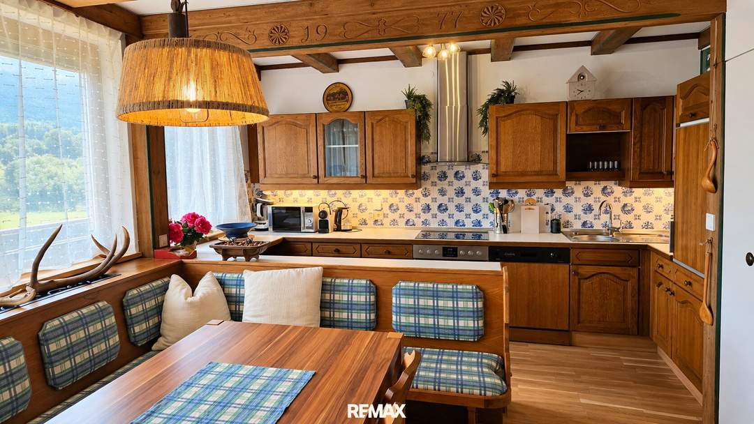 Saisonmiete in Zell am See | Möblierte 3-Zimmer-Wohnung mit Balkon & Bergblick