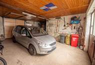 Großes Wohnhaus mit Heurigenlokal / 5 Gästezimmern und einem Miethaus