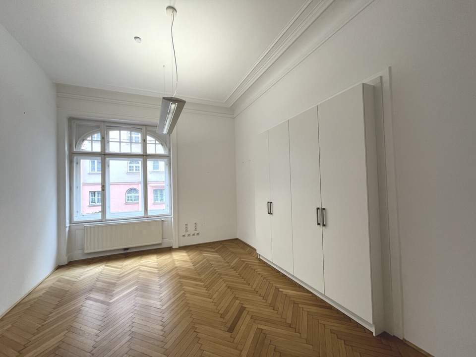 1030! Repräsentatives Altbaubüro in zentraler Lage mit hervorragender Anbindung!