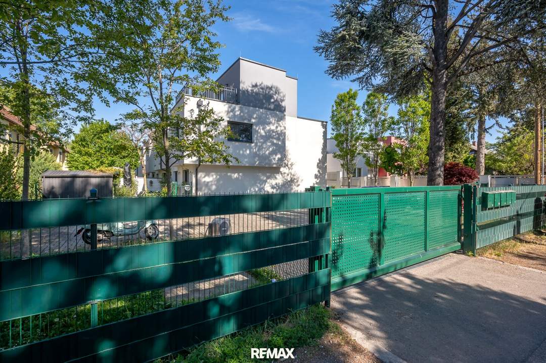 Viel Platz für die ganze Familie 194 m² NFL | eigener Garten | eigener KFZ Abstellplatz | ruhige Lage | Dachterrasse