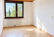 Gepflegte 100-m²-Mietwohnung mit Loggia und Tiefgaragenstellplatz in Enns
