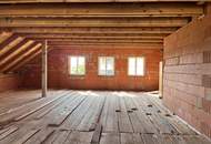 Sofort bezugsbereites, großzügiges Wohnhaus mit Fernblick und großem Garten