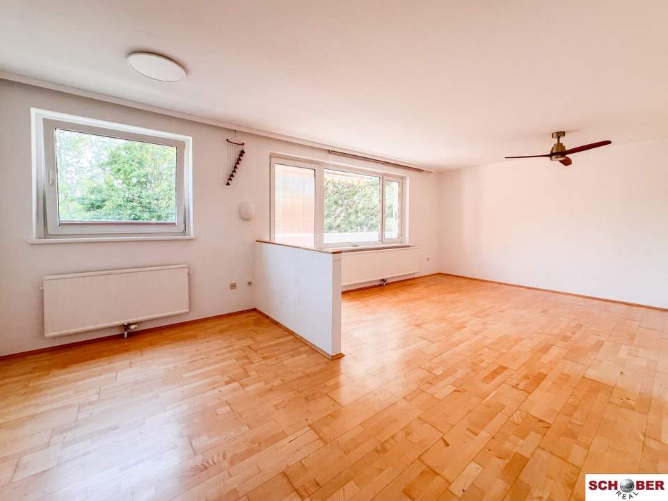 Sonnige Südloggia, großzügiges Wohnen mit Blick ins Grüne