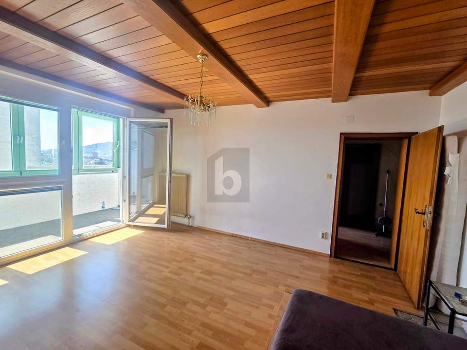 KAPITALANLAGE MIT LICHT, UMBAUOPTION UND EIGENEM TIEFGARAGENSTELLPLATZ