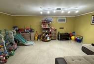 großzügiges Einfamilienhaus mit 6 Zimmern, Garten, Luxusausstattung!