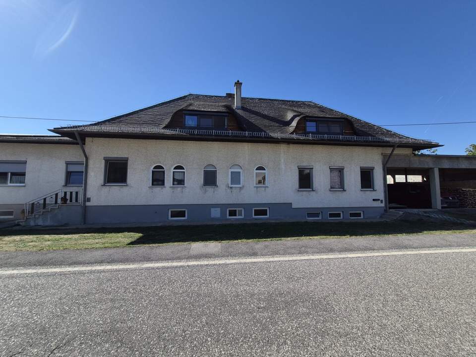 Großzügiges Haus mit vielen Nutzungsmöglichkeiten