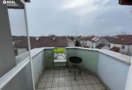 Ruhige 3-Zimmer-Dachgeschosswohnung mit Balkon und Tiefgaragenplatz