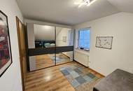 1- bis 2-Familienhaus in erhöhter Lage mit Fernsicht und moderner Solar-/Wärmetechnik