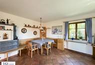 Zuhause am Schafberg: Bungalow mit Pool &amp; zusätzlichem Grundstück