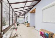 Haus mit 2 Wohneinheiten und ausgebautem Dachgeschoss in Blumau-Neurisshof, Bezirk Baden