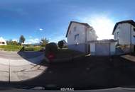 *** Gemeinschaftsprojekt oder Investment? Zwei Häuser, sechs Stellplätze, großes Grundstück in Toplage! ***