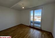 Helle Dachgeschosswohnung mit Fernblick - moderne Ausstattung