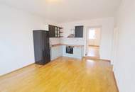 Altbau mit hoher Decke & Charakter – 2-Zimmer zum Wohlfühlen