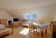 SEHR GEPFLEGTES UND GERÄUMIGES EINFAMILIENHAUS IN SÜDLAGE