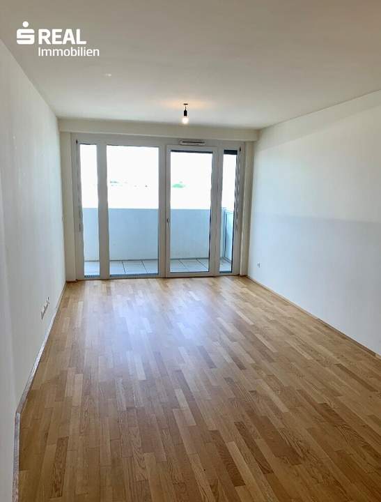 BESTENS EINGETEILTE 3 ZIMMER MIT LOGGIA UND BALKON AM GRÜNEN PRATER