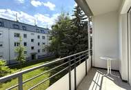 Ruhige Neubauwohnung mit sonniger Loggia und Grünblick in saniertem Gebäude mit Vollwärmeschutz!