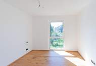 Modernes Wohnen in Graz: Neubau mit großem Balkon