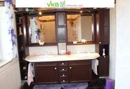 Großzügiges Haus neben Traunsee mit Badeplatz