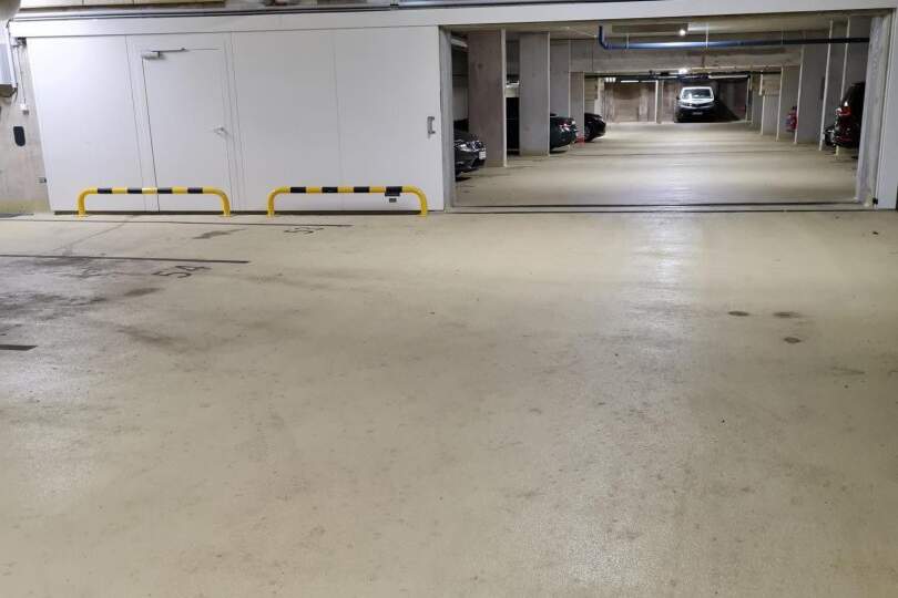 Garagenplatz im Neubau - Grätzel Spallartgasse/Zennerstraße nahe U3 - JETZT ANFRAGEN, Kleinobjekte-miete, 99,48,€, 1140 Wien 14., Penzing