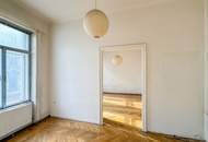 Helle Altbauwohnung mit Erkerzimmer im 18. Bezirk - Renovierungsbedarf mit Potenzial