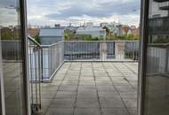 Schicke Dachmaisonette mit 2 großen Terrassen und traumhaftem Ausblick auf Schloss Schönbrunn!
