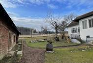 Schönes Bauernhaus mit Nebengebäuden für Selbstversorger