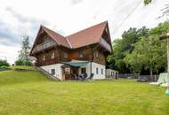Wohn- und Ferienhaus im Grünen mit Blick auf die Riegersburg!