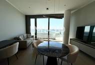 Dem Himmel so nah: Elegant möbliertes Studio im 42. Stock mit Cityblick (Pool, Gym, Spa, Lounges)