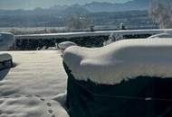 Prachtvolle Villa mit Pool und Garten mit Blick auf den Wörthersee und die mächtigen Karawanken