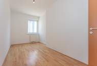 2 Zimmer-Wohnung mit Loggia!