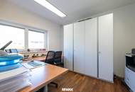 Büro und Lager, perfekter Standort mit 14 Parkplätzen!