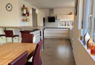 Modernes Familienhaus (2019) mit 6 Zimmern, Wohnkeller, Dachterrasse, Garten und 2 Stellplätzen