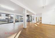 Büro oder Verkaufsraum – flexible Fläche mit beeindruckender Fensterfront