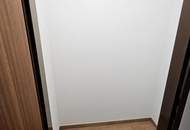 ERSTBEZUG NACH SANIERUNG! Frisch renovierte Wohnung ist bereit für neue Mieter!