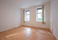 +++NEU+++ Sanierungsbedürftige 1-Zimmer Altbauwohnung im Erdgeschoss - Hobbyraum im Keller!