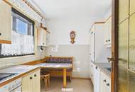 Gepflegtes Einfamilienhaus mit großzügigem Keller und sonnigem Garten