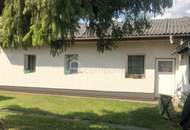 Einzigartige Gelegenheit: großes Grundstück mit zwei Wohneinheiten - Wohnen UND Investieren in Top-Lage!