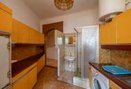 ++NEU++ 4-Zimmer Altbau-Wohnung (sanierungsbedürftig) in tolle Lage viel Potenzial!