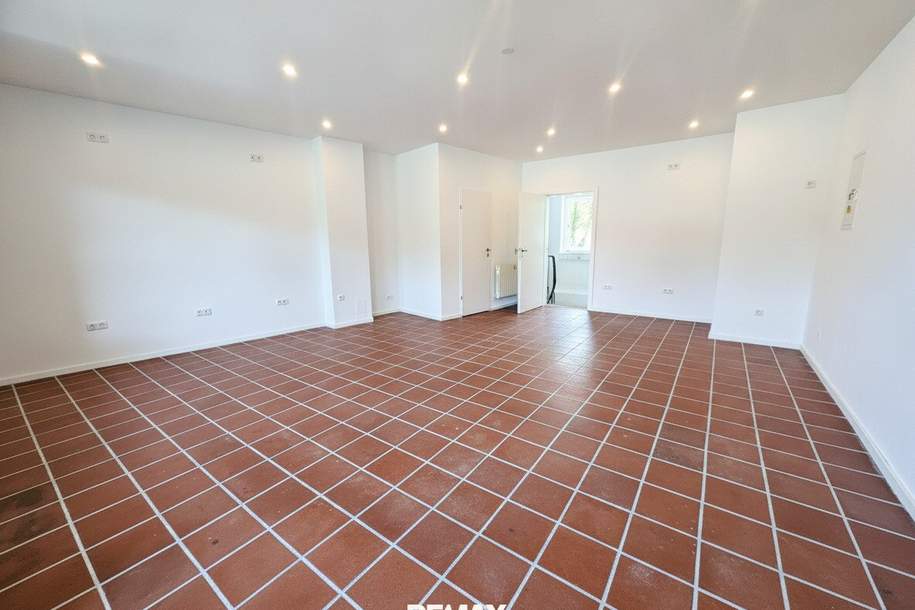 Top 1 – "Mein erstes Office" – Ihr perfekter Start in die Selbstständigkeit!, Gewerbeobjekt-miete, 829,17,€, 5760 Zell am See