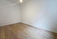 STEPHANSPLATZ-NÄHE, 27 m2 Apartment, 1 Zimmer, Kochnische, Duschbad, Parketten, 8. Liftstock, Rotenturmstraße
