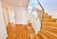 WOW! Lichtdurchflutete Traumwohnung mit hofseitiger Terrasse! Neues Lebensgefühl im Dachgeschoss mit perfekter Raumaufteilung + Kamin + Ideale öffentliche Anbindung! Jetzt zugreifen!